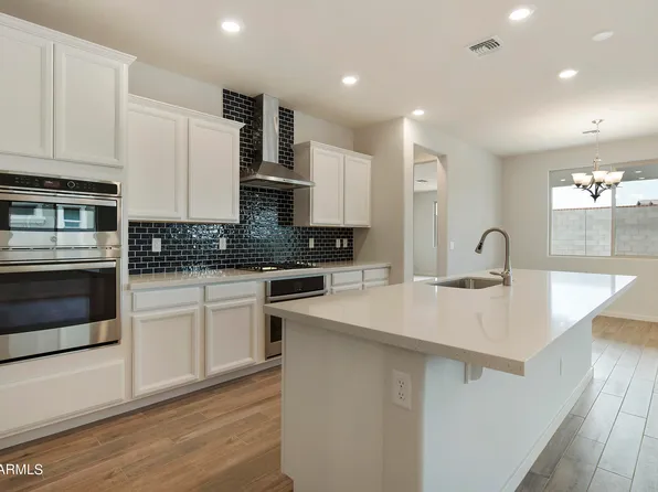 19039 W ROSE Lane, Waddell, AZ 85355