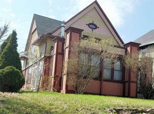 2117 Jackson St, Sioux City, IA 51104
