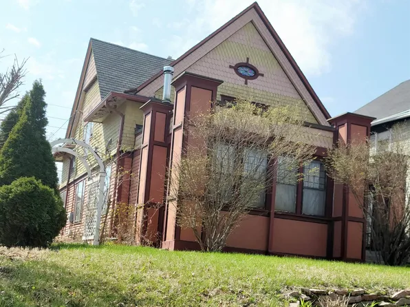 2117 Jackson St, Sioux City, IA 51104