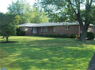 643 N Chew Rd, Hammonton, NJ 08037