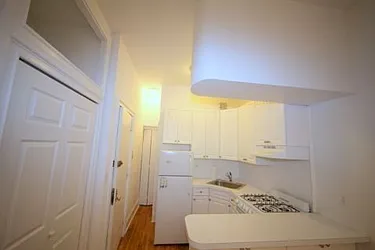 Rented by Metropolitan Realty