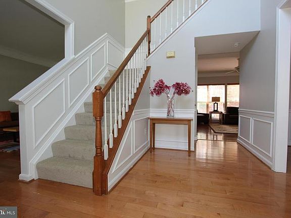 3rd image of 17806 Cricket Hill Dr