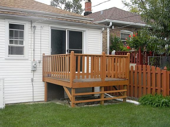 5th image of 2555 N Mont Clare Ave