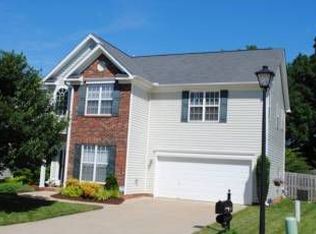 6302 Thornblade Ct, Greensboro, NC 27410