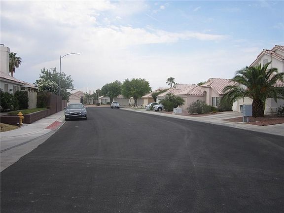 2nd image of 4421 Rodman Dr #0