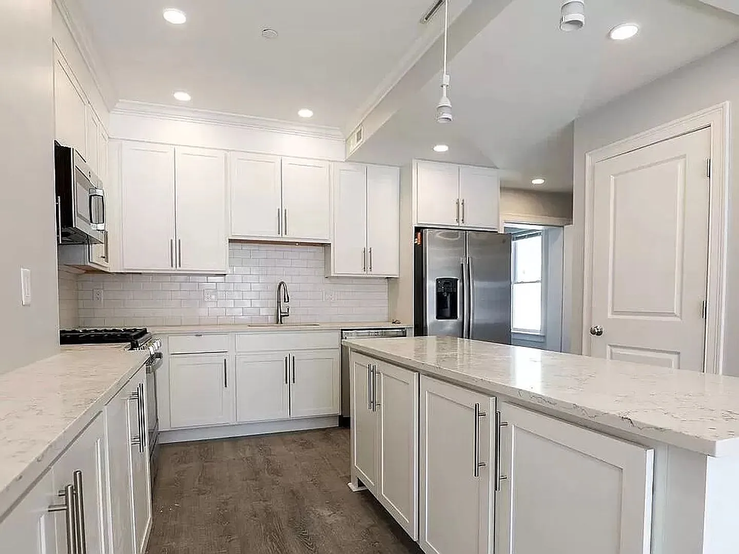 No Fee Recently Renovated Brighton 2 Bed/2 Bath With Parking Included — Photo 1