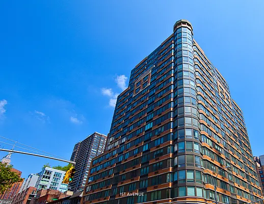 Rented by The Dermot Realty Management Company | media 62