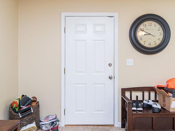 4th image of 1308 McCroskey Way