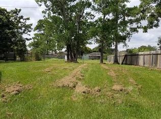 264 Southwood Dr, Gretna, LA 70056