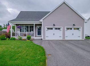 91 Elmaple Dr, Westbrook, ME 04092