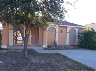 615 Sam Bratton, Laredo, TX 78046