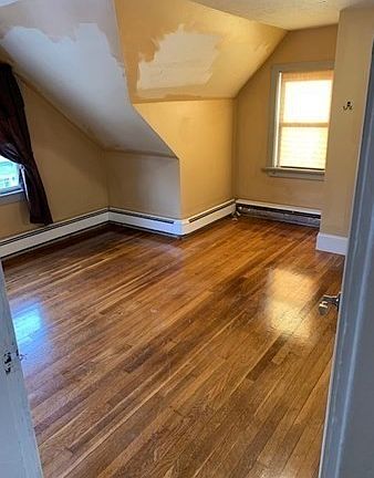 4th image of 38 Austin St Floor 3