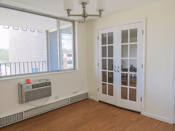 3rd image of 1050 Wall St APT 6E