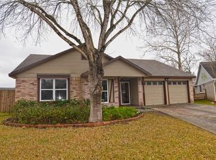 2501 Barton Ct, League City, TX 77573