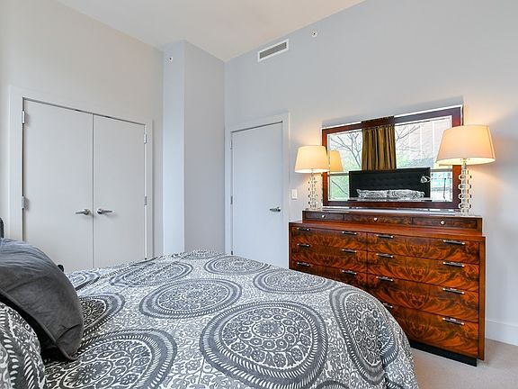 5th image of 181 Essex St #204