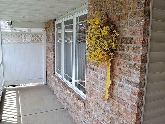 3rd image of 2280 Patriot Ln #B-18