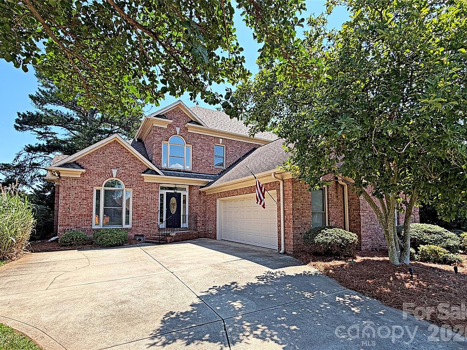 1st image of 17120 Players Ridge Dr