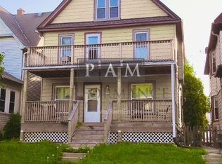 1213 S 72nd St, West Allis, WI 53214