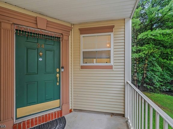 2nd image of 34 Eider Ct
