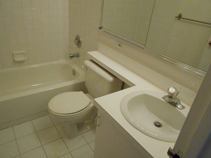 1st image of 14026 Franklin Ave APT 3B