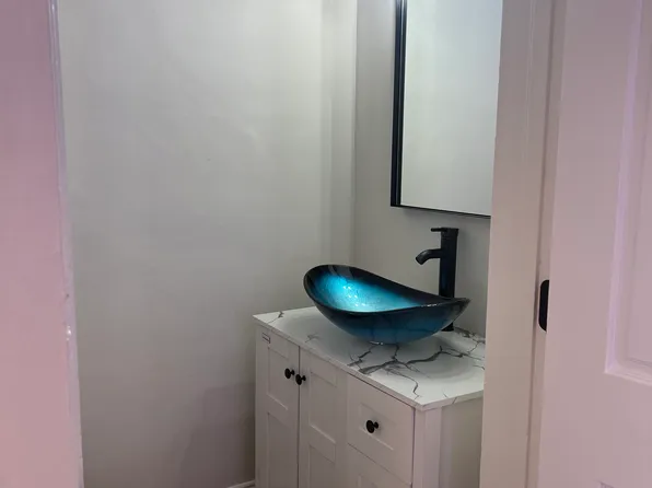 700 Concordia Ave, Charlotte, NC 28206