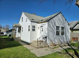 1012 9th St, International Falls, MN 56649