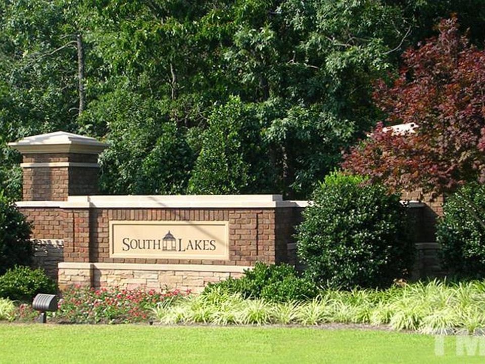 2nd image of 756 Kerr Lake Dr