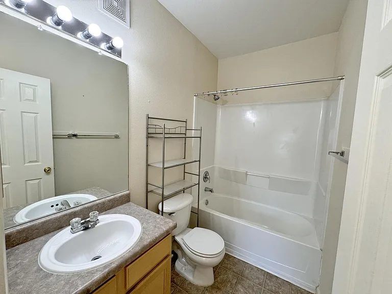 200 Talus Way #424 — Photo 7