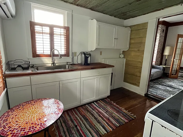131 Oviedo St #2L — Photo 8