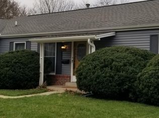 201 S McKinley Ave, Champaign, IL 61821