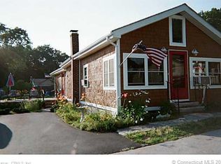 4 Point St, Preston, CT 06365