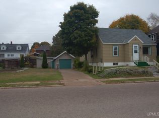 908 N 2nd St, Ishpeming, MI 49849