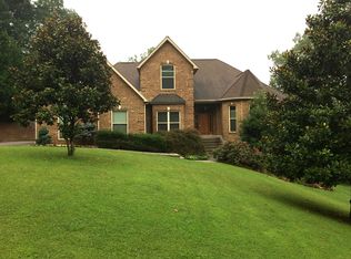 2809 Donielle Dr, Strawberry Plains, TN 37871