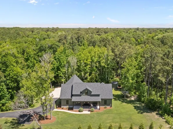 146 Skipper Court, Newport, NC 28570