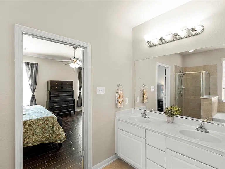 5902 Preserve Ln — Photo 16