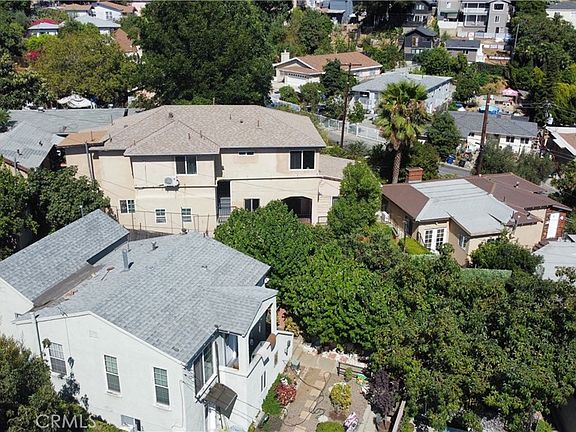 4th image of 3733 Bostwick St