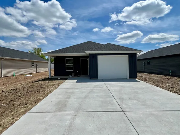 24 Modern St, Sullivan, MO 63080