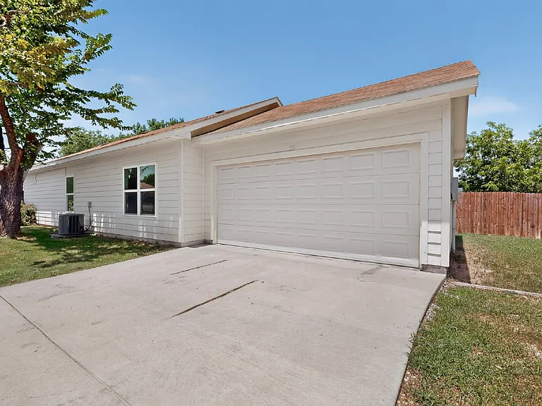 213 S Baugh St — Photo 29