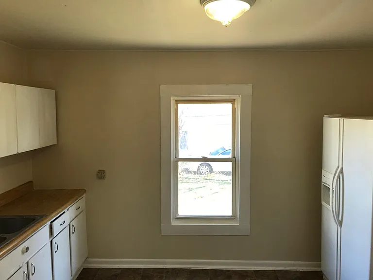 189 Elberton St — Photo 6
