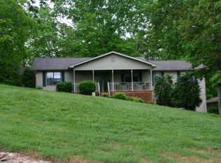 3278 River Pointe Cir, Kodak, TN 37764