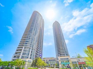 125 Village Green Sq #2204, Toronto, ON M1S 0G3