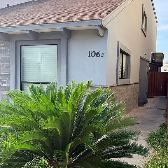 106 W Morningside Dr #B — Photo 3
