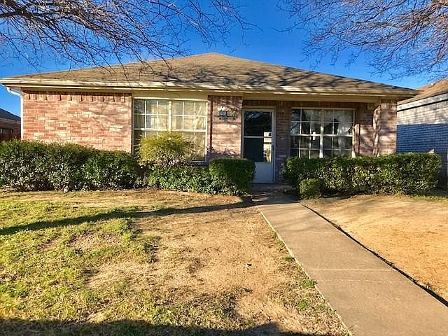 1st image of 10303 Carolina Oaks Dr