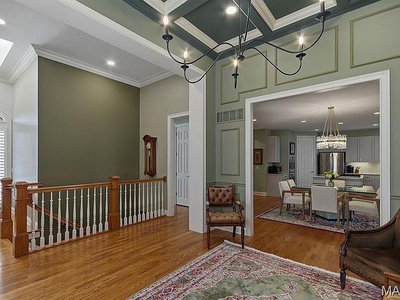 5th image of 724 Clayton Corners Dr