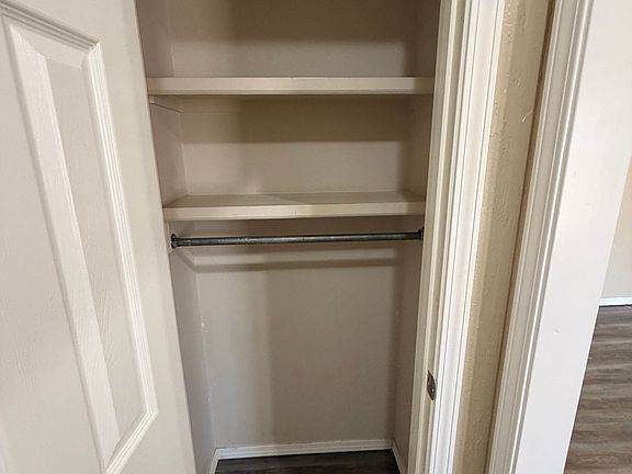 3rd image of 3800 S Mirror St