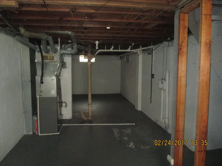 700 Savannah Dr — Photo 16