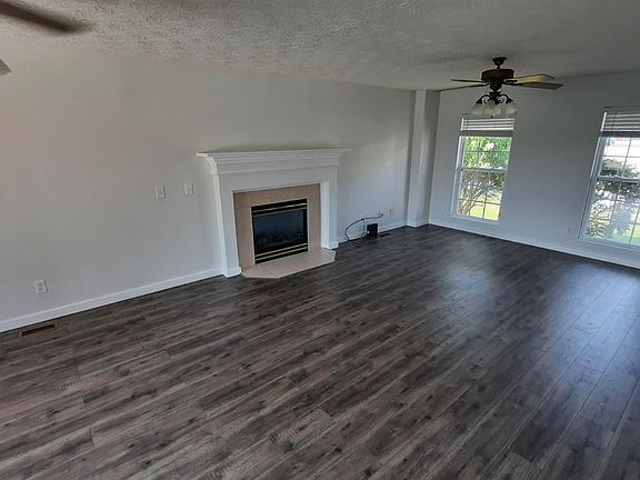 5th image of 371 Carroll St Lot 79
