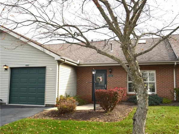 121 Newhaven Ln, Butler, PA 16001