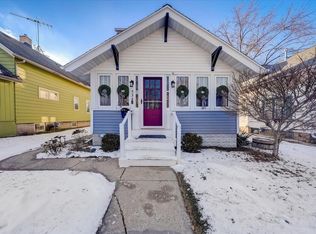 534 S 3rd Ave, West Bend, WI 53095