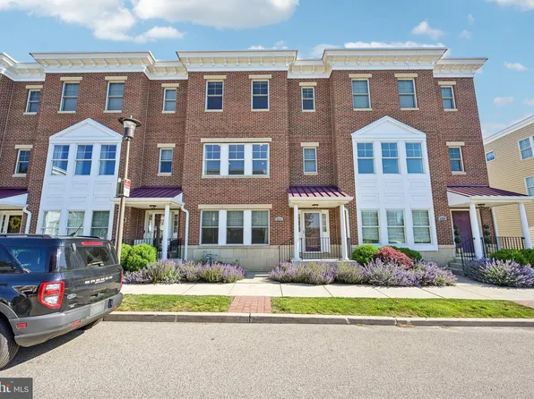 2211 Roma Dr, Philadelphia, PA 19145